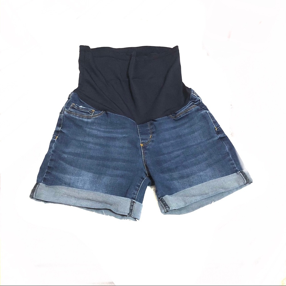 S.O.N.G maternity jean shorts 
Size medium
